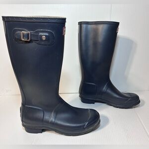 Hunter navy pull-on rain tall boots size US 7G / 6B